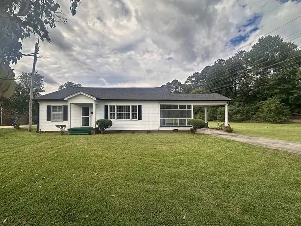 308 W Ellenberg Ave, Greenwood, SC 29646