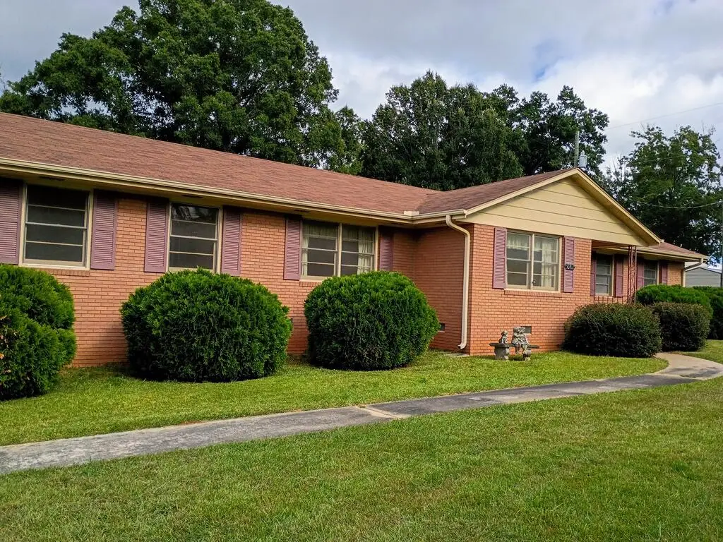 721 Sidney Dr, Greenwood, SC 29646 - #1