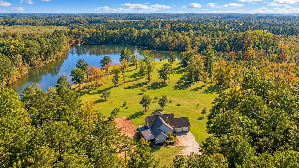 303 Beaverdam Creek Rd, Greenwood, SC 29646 - #1