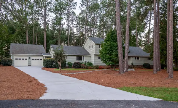 102 Carnoustie Ct., Greenwood, SC 29646