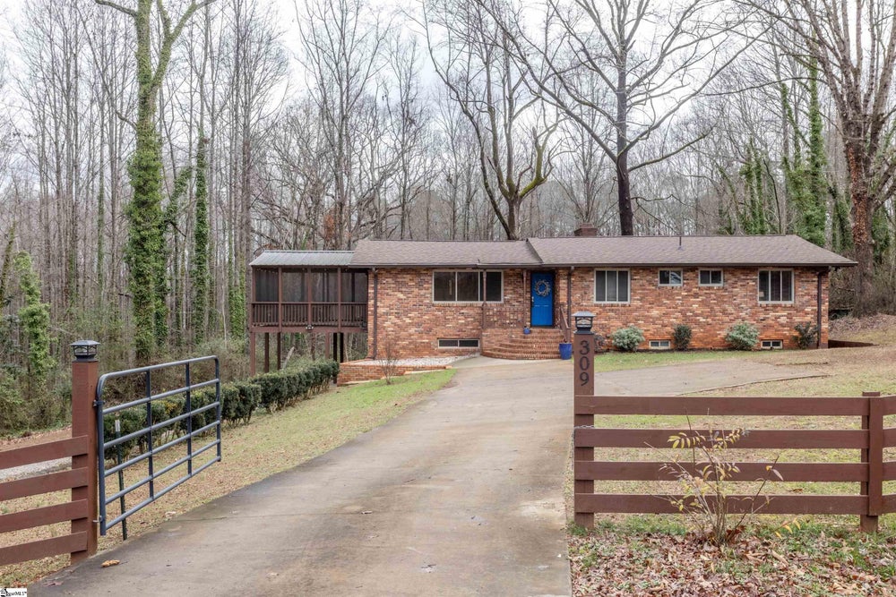 309 Club Drive, Travelers Rest, SC 29690 ERA