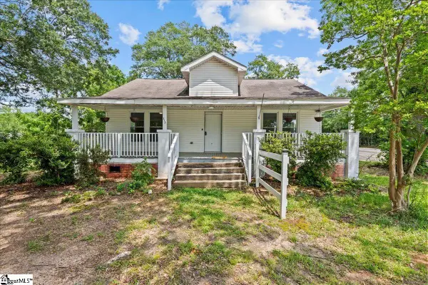 313 S Georgia Avenue, Chesnee, SC 29323