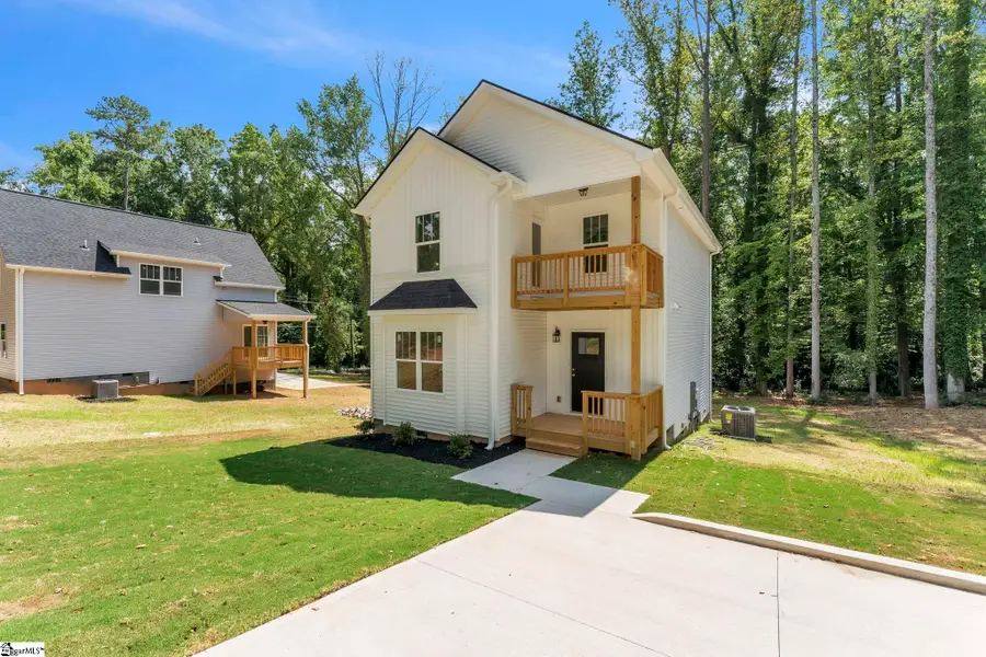 398 Woodland Circle, Belton, SC 29627 - Image #2