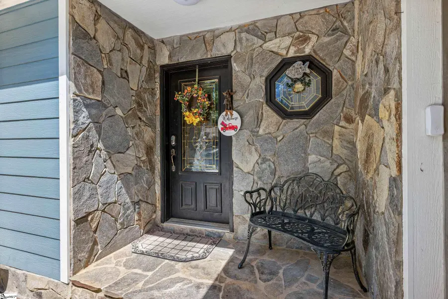 108 Tulip Lane, Westminster, SC 29693-6446 - Image #3