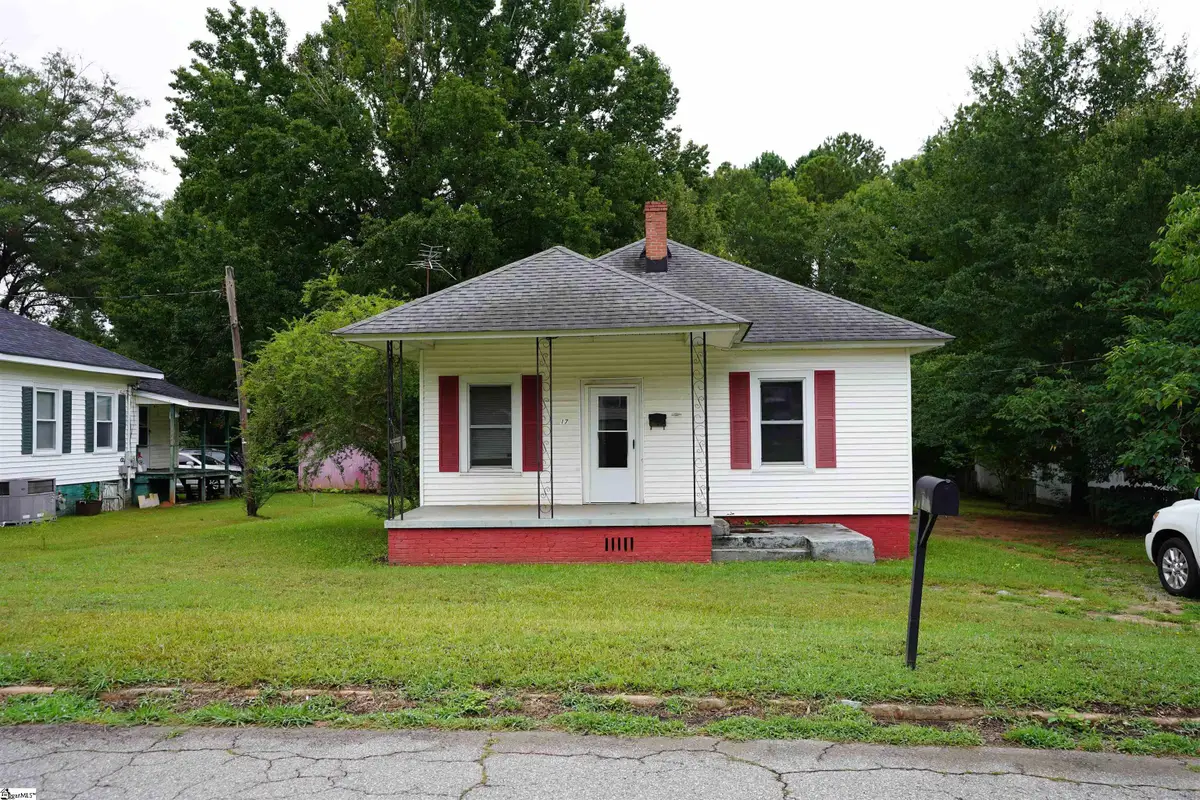 17 Gallon Street, Laurens, SC 29360 - Image #1