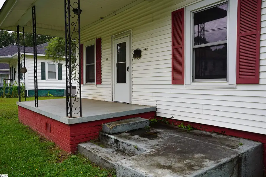 17 Gallon Street, Laurens, SC 29360 - Image #3