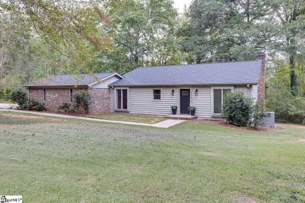 104 Stone Hedge Court, Easley, SC 29642