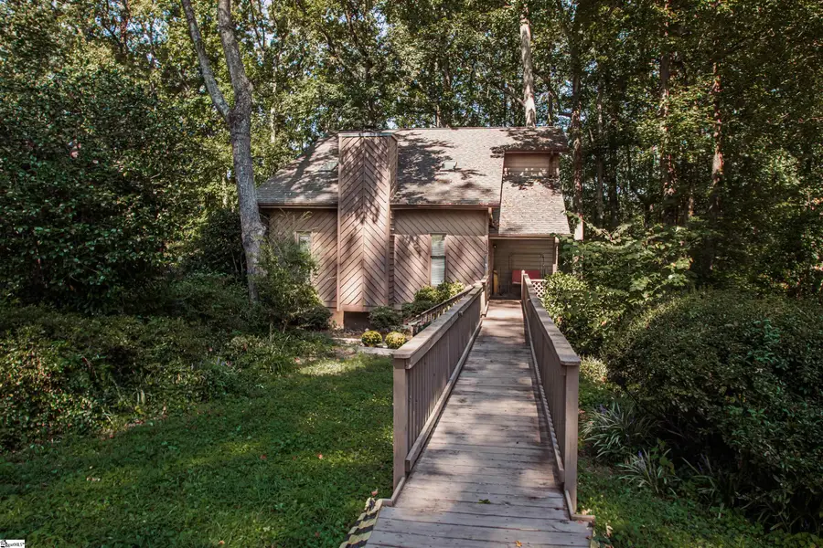 137 Lakeshore Drive, Easley, SC 29642 - Image #2