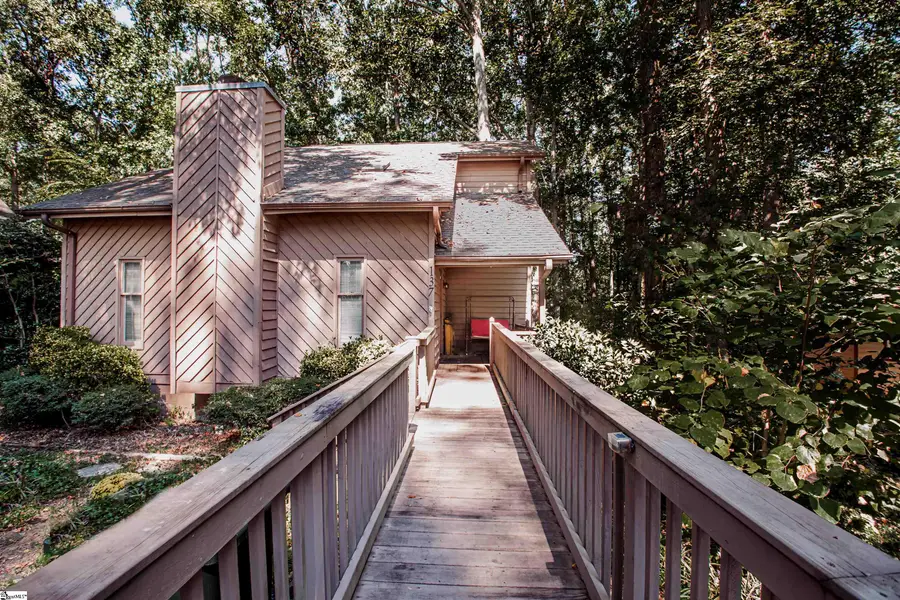 137 Lakeshore Drive, Easley, SC 29642 - Image #3