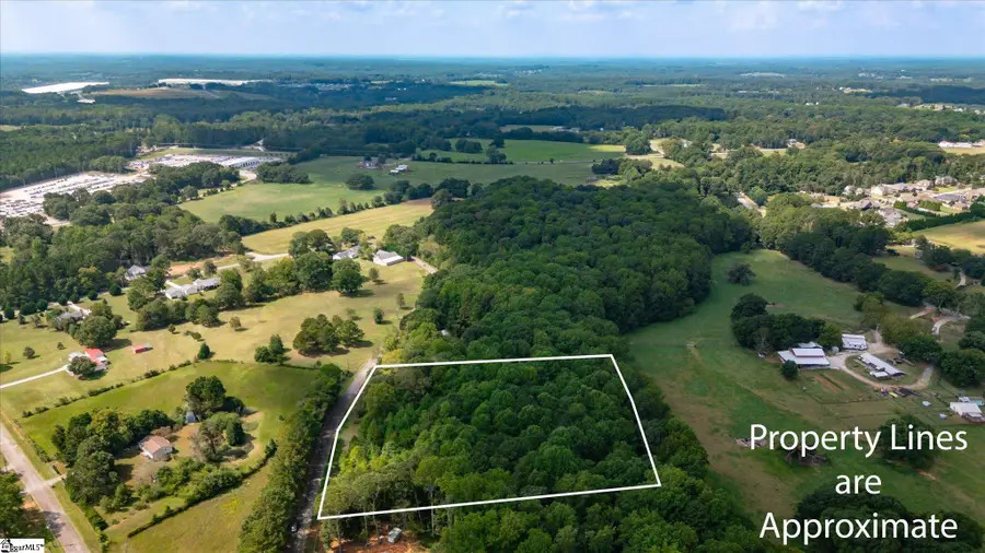 327 Partridge Drive, Williamston, SC 29697 - Image #2