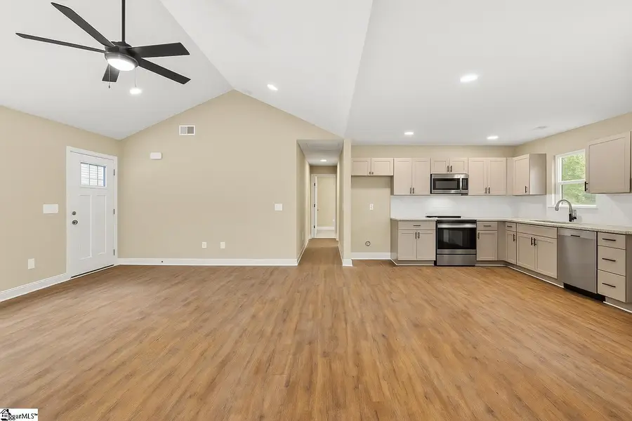 1606 S Murray Avenue Extension, Anderson, SC 29624 - Image #3