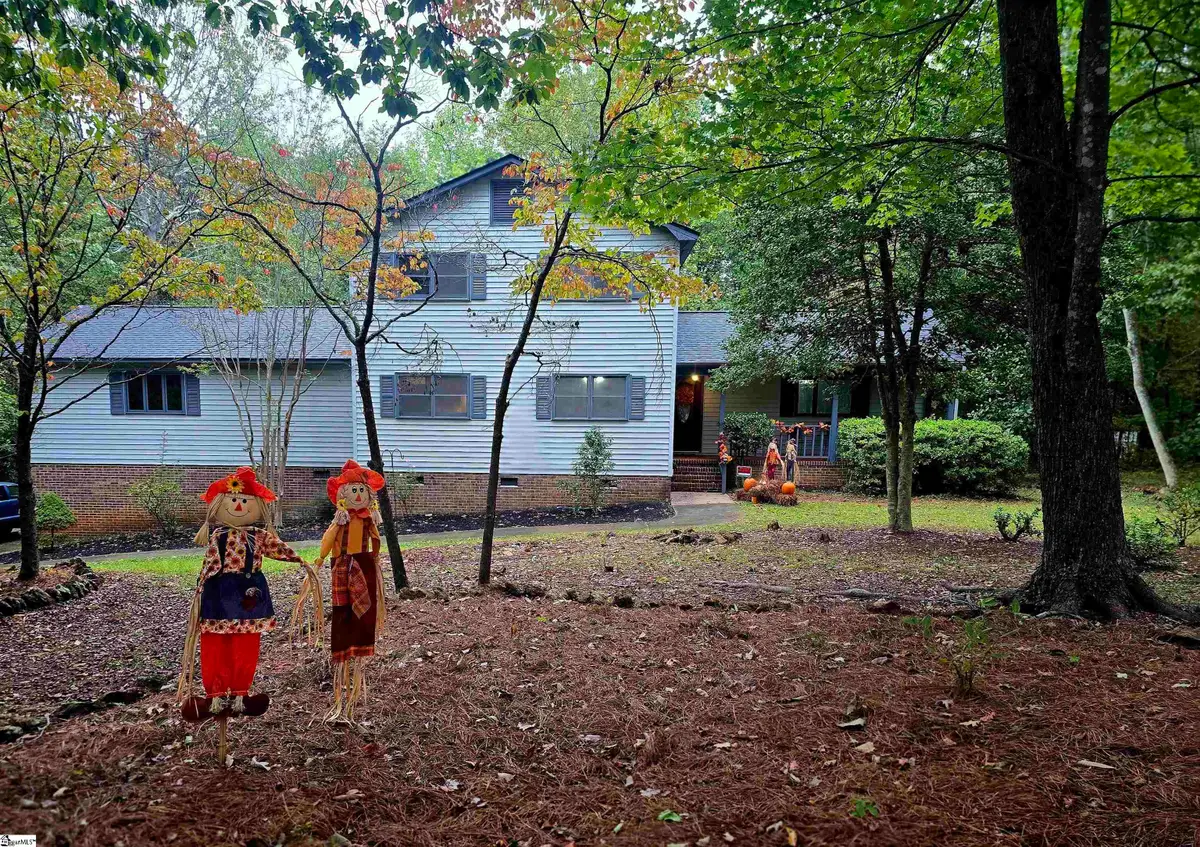 8 Overlook Court, Greenville, SC 29609-0000 - #1