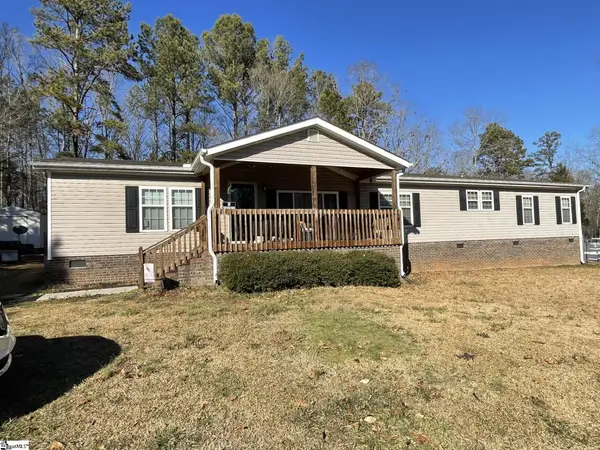 1004 Rolling Meadows Road, Gray Court, SC 29345