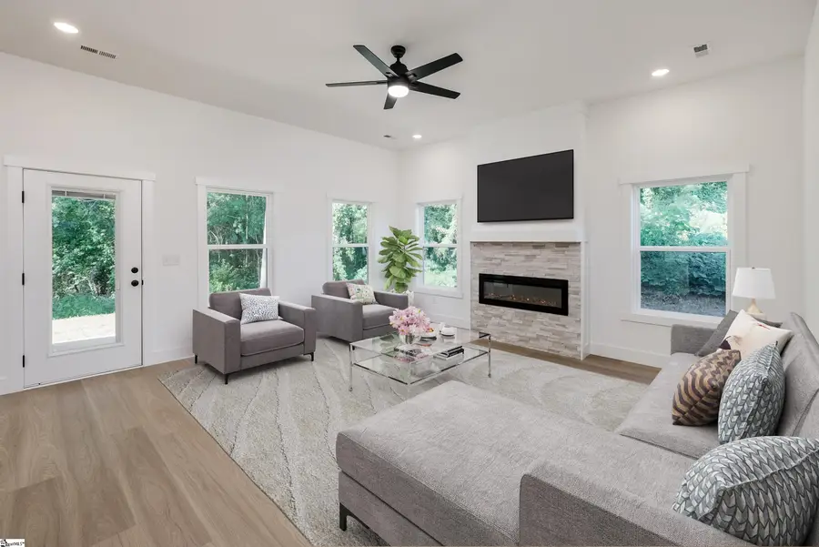 506 Vault Way, Roebuck, SC 29376 - Image #2