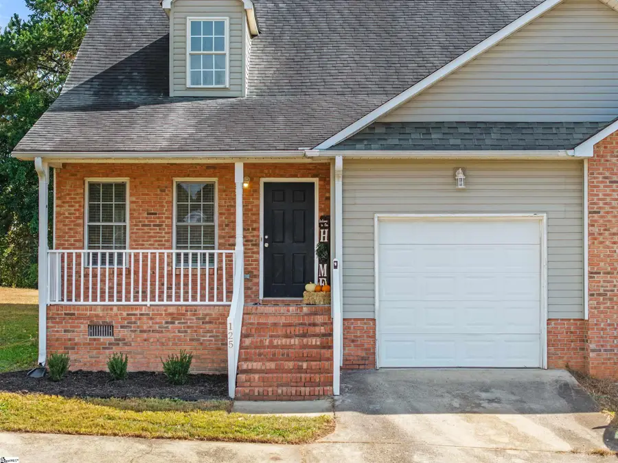 125 River Oaks Circle, Piedmont, SC 29673 - Image #2