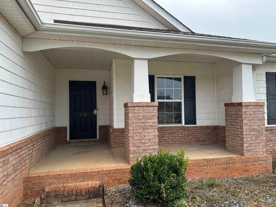 212 Reedy River Court, Roebuck, SC 29376 - Image #2