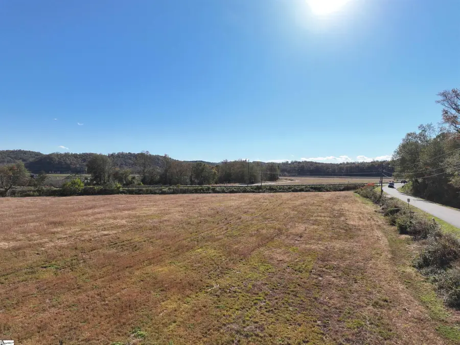 100 Table Rock Road, Marietta, SC 29661 - Image #2