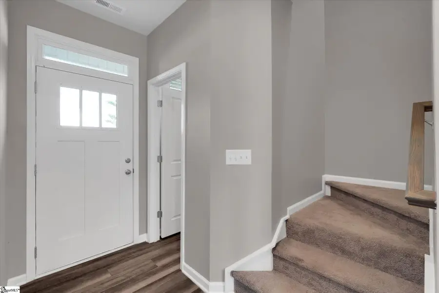 290 E Compass Way, Easley, SC 29640 - Image #2