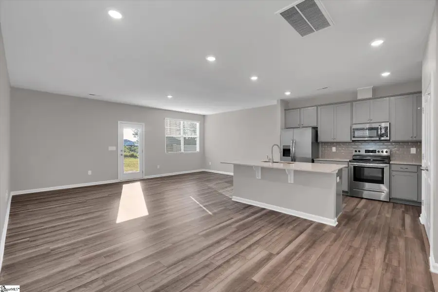 290 E Compass Way, Easley, SC 29640 - Image #3