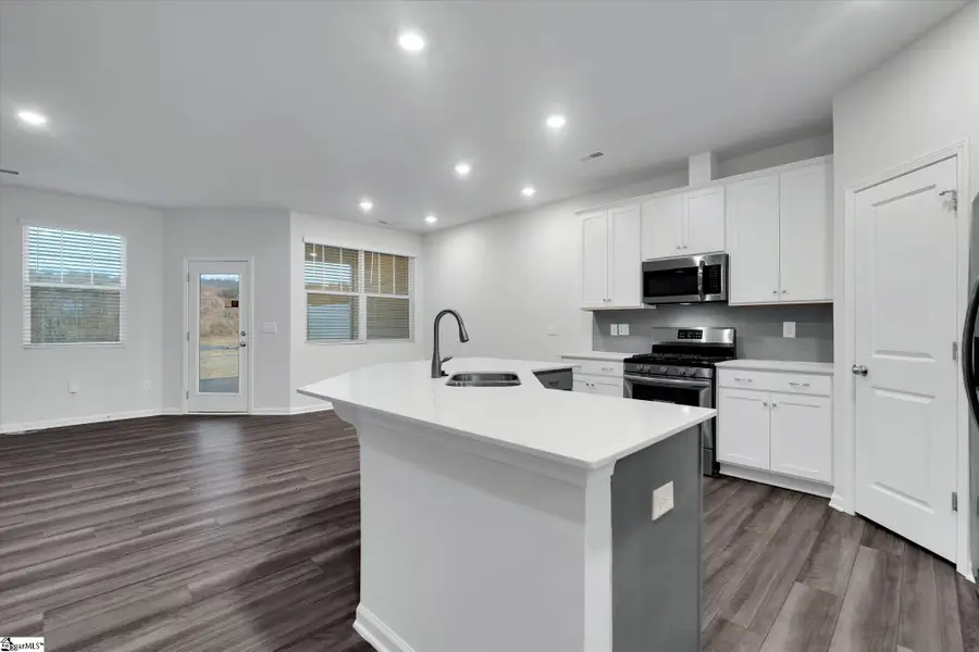 328 E Compass Way, Easley, SC 29640 - Image #3