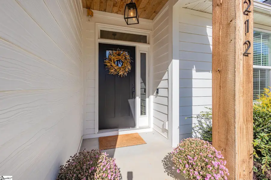 212 Larch Court, Taylors, SC 29687 - Image #3