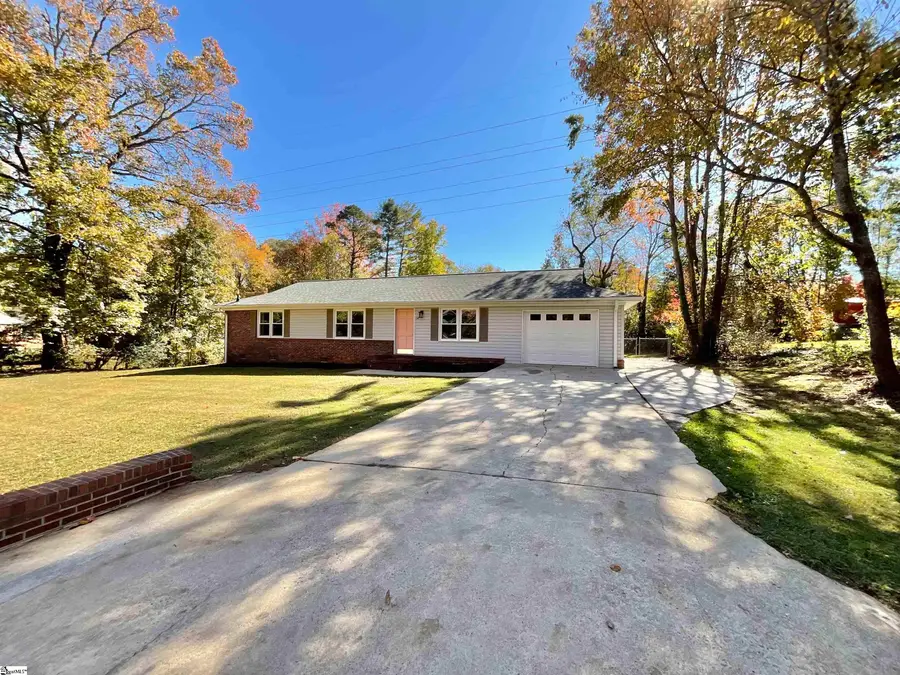 38 Amy Lane, Taylors, SC 29687 - Image #2