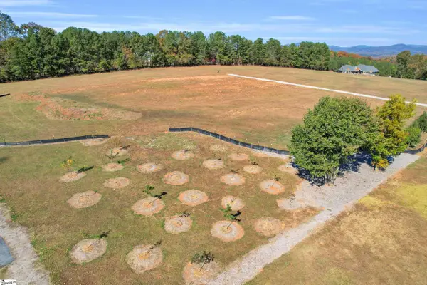 137 Dogwood Boulevard, Travelers Rest, SC 29690