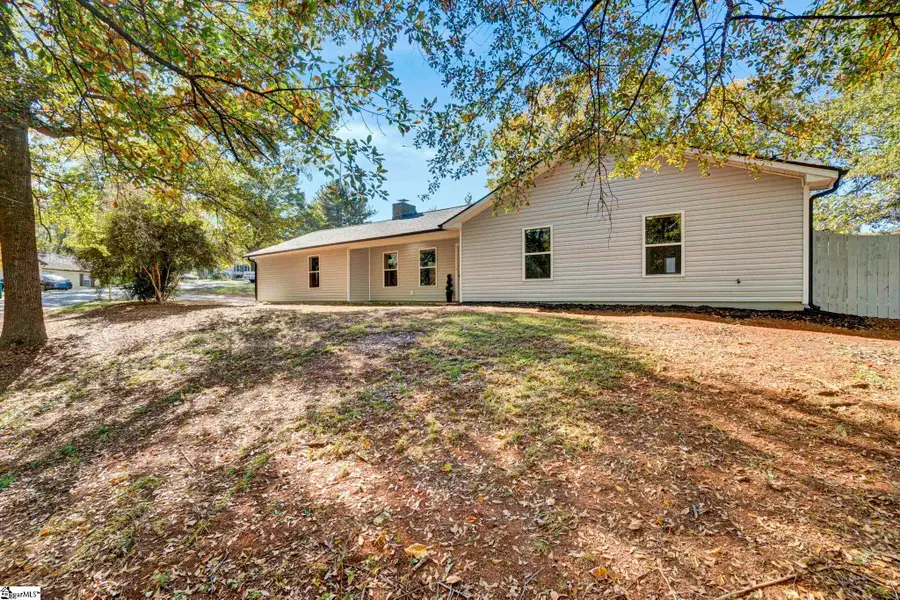 16 Willow Pines Court, Spartanburg, SC 29303-9413 - Image #3