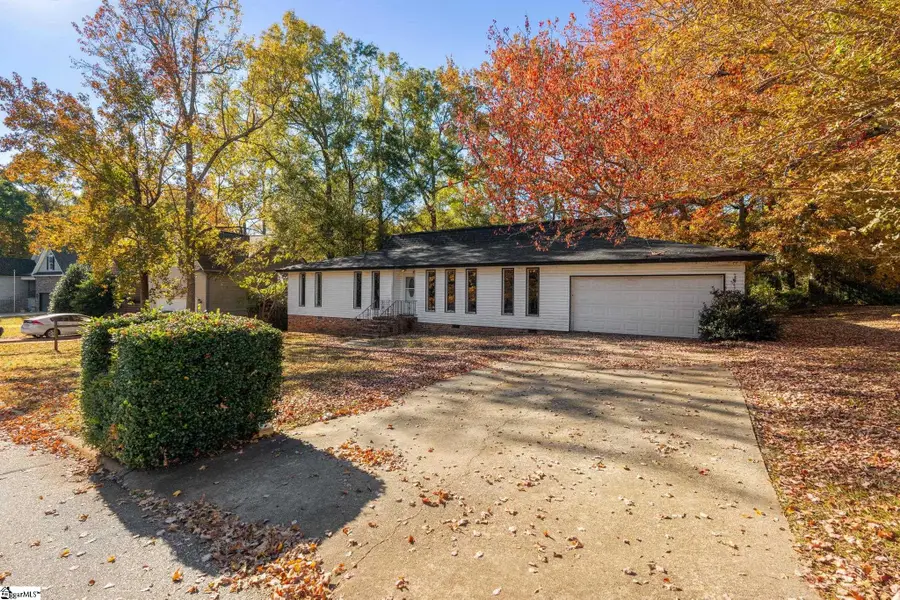 212 Barrett Drive, Mauldin, SC 29662 - Image #2