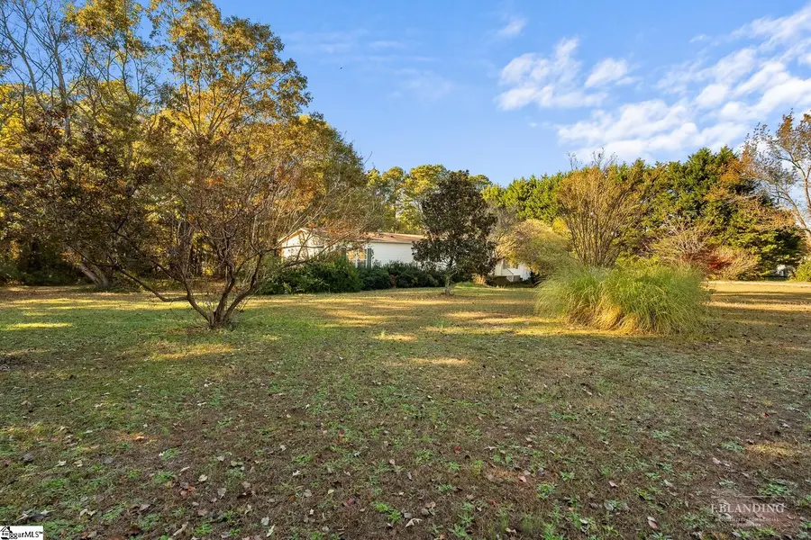 208 Whippoorwill Court, Williamston, SC 29697 - Image #2