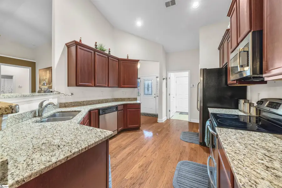 308 Raritan Court, Simpsonville, SC 29681 - Image #3