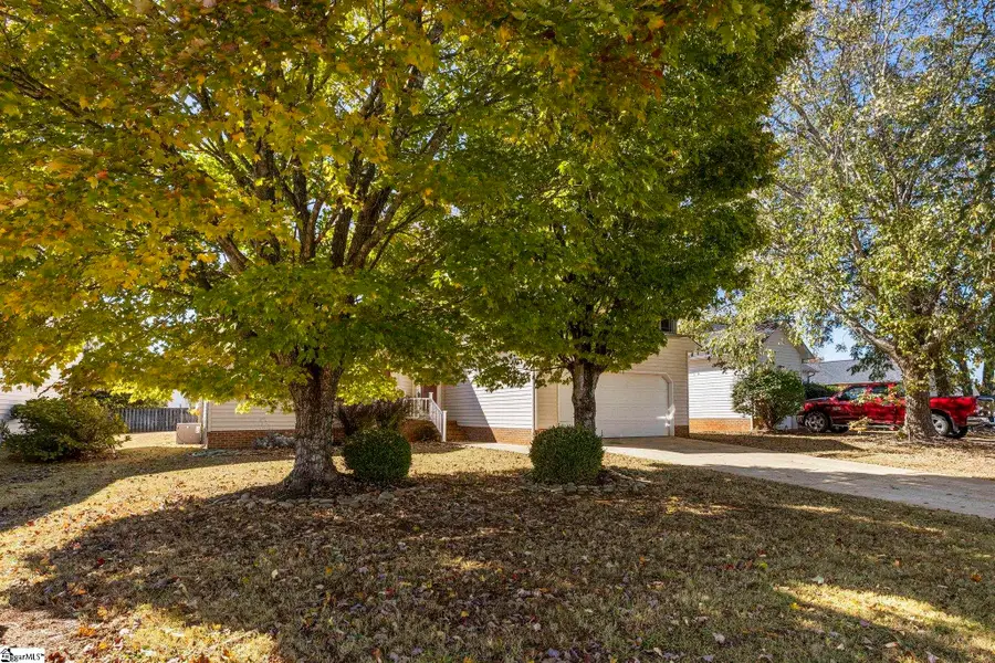 8 Shumagin Court, Greenville, SC 29605 - Image #3