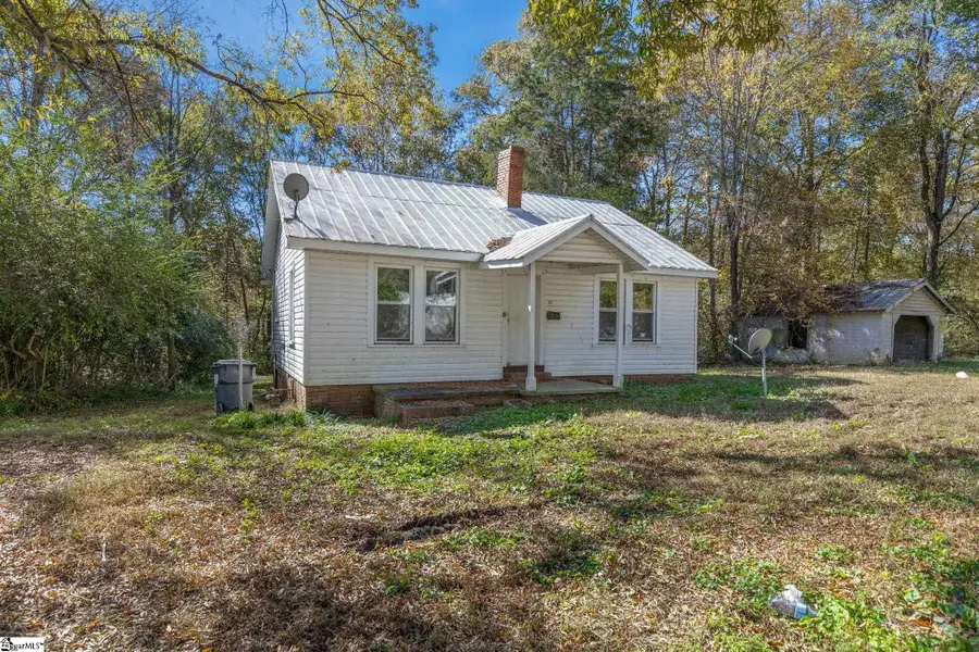 321 Cora Street, Laurens, SC 29360 - Image #2