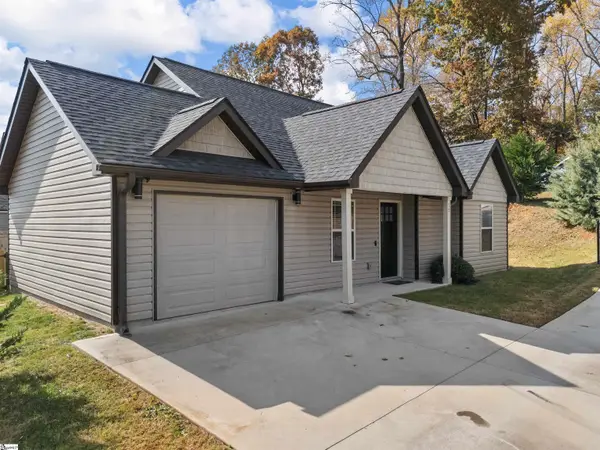 17 Pamela Drive, Greenville, SC 29611