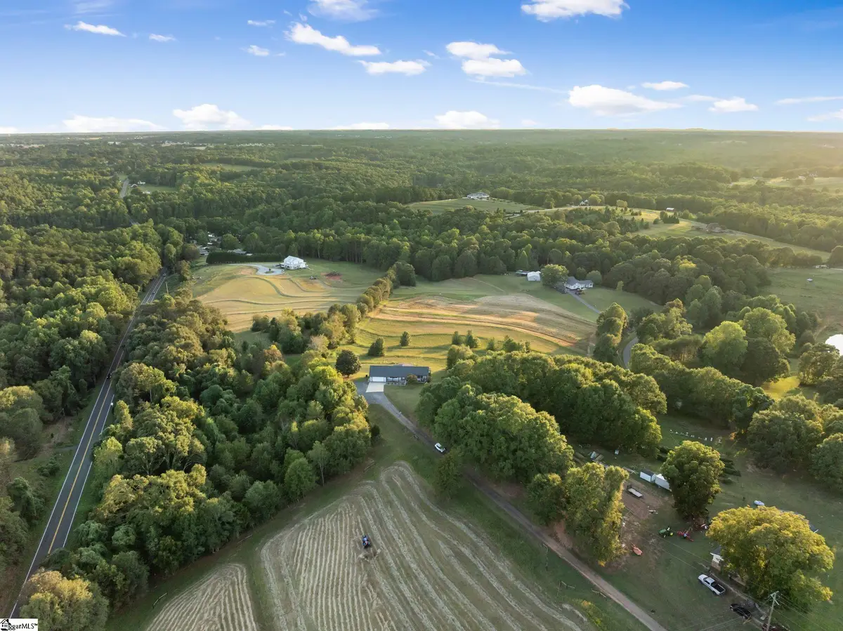 1010 Wall Circle, Chesnee, SC 29323 - Image #1