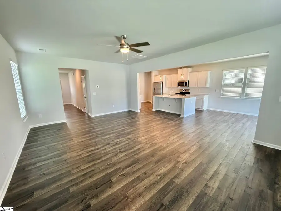 1624 Savanna Mills Drive, Spartanburg, SC 29303 - Image #2