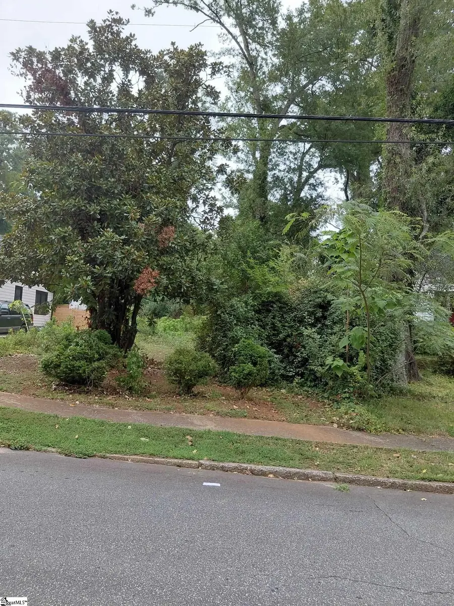 353 Saint Andrews Street, Spartanburg, SC 29306 - Image #3