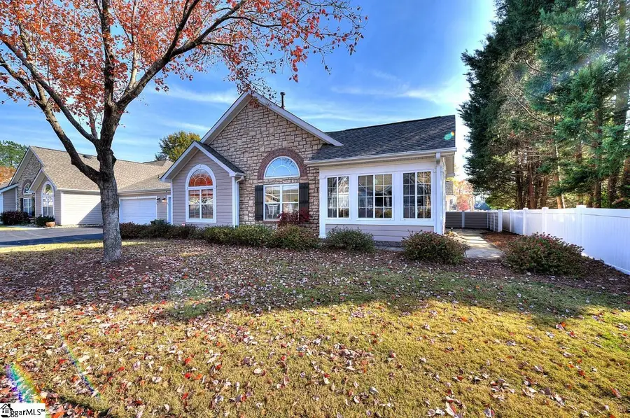 142 Ravines Lane, Spartanburg, SC 29301 - Image #2