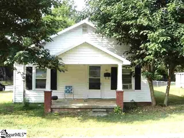 211 Cora Street, Laurens, SC 29360