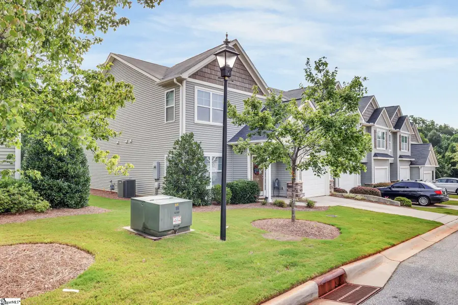 724 Elmbrook Drive, Simpsonville, SC 29681 - Image #3