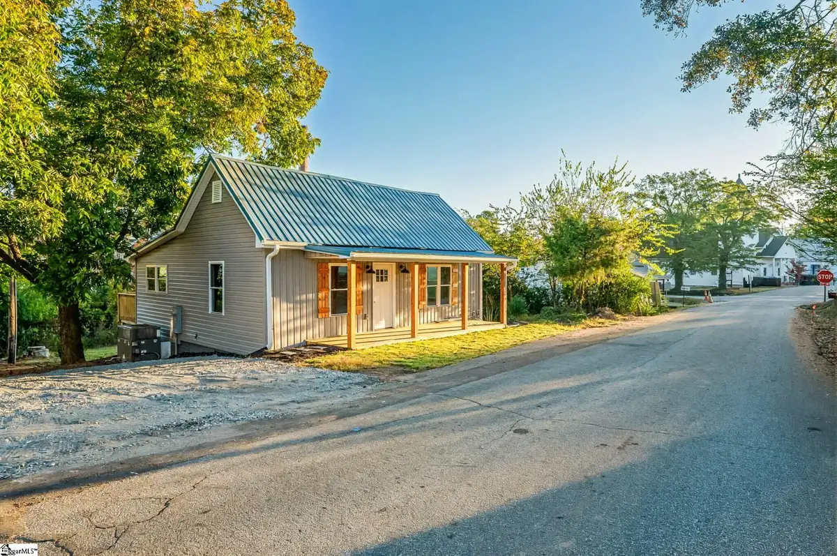 104 W First Street, Williamston, SC 29697 - Image #1