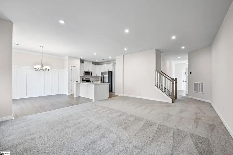 518 Martin Creek Drive, Simpsonville, SC 29680 - Image #2