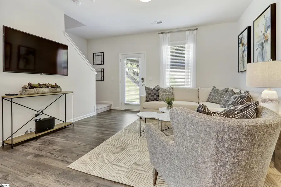 1264 Forestbrook Lane, Spartanburg, SC 29303 - Image #3