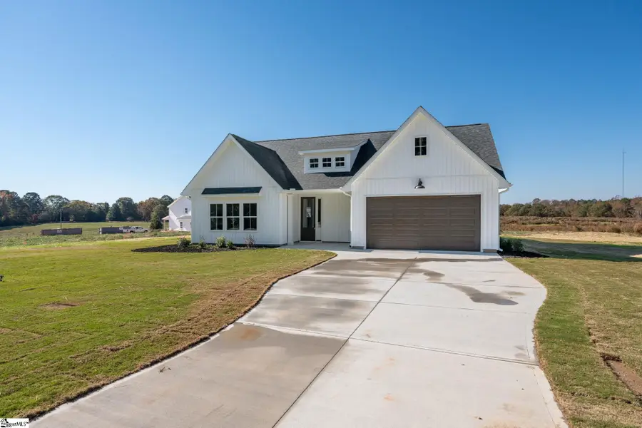 95 Henderson Road, Gray Court, SC 29645 - Image #2