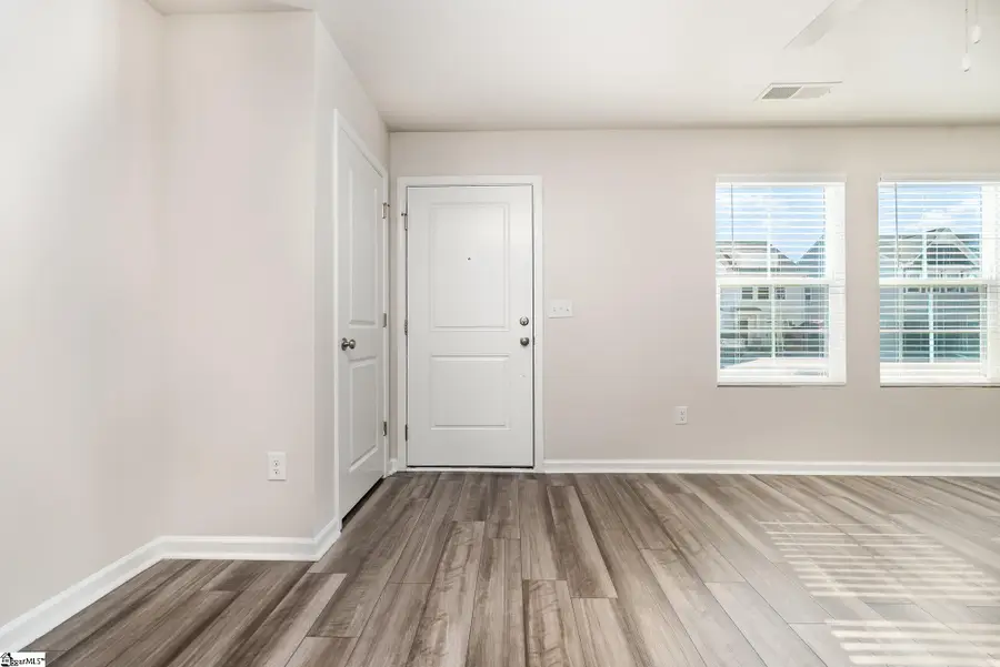 643 Blossom Run, Spartanburg, SC 29307-2000 - Image #3