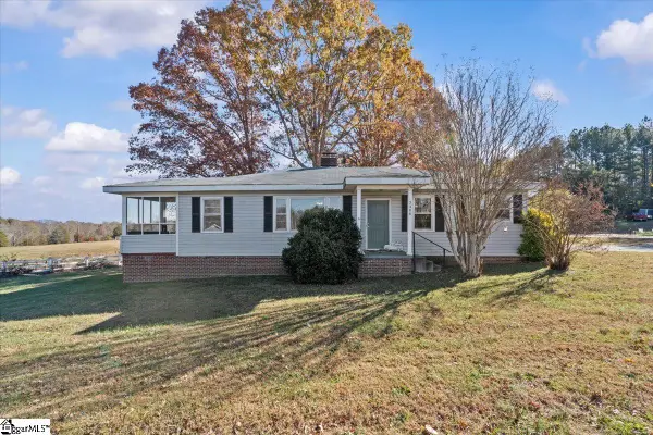 3300 Earls Bridge Road, Easley, SC 29640