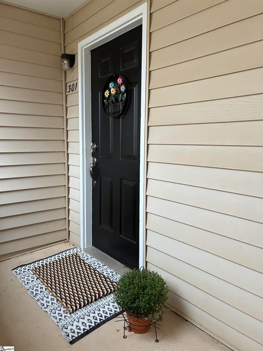 2601 Duncan Chapel Road #Unit C301, Greenville, SC 29617 - Image #3