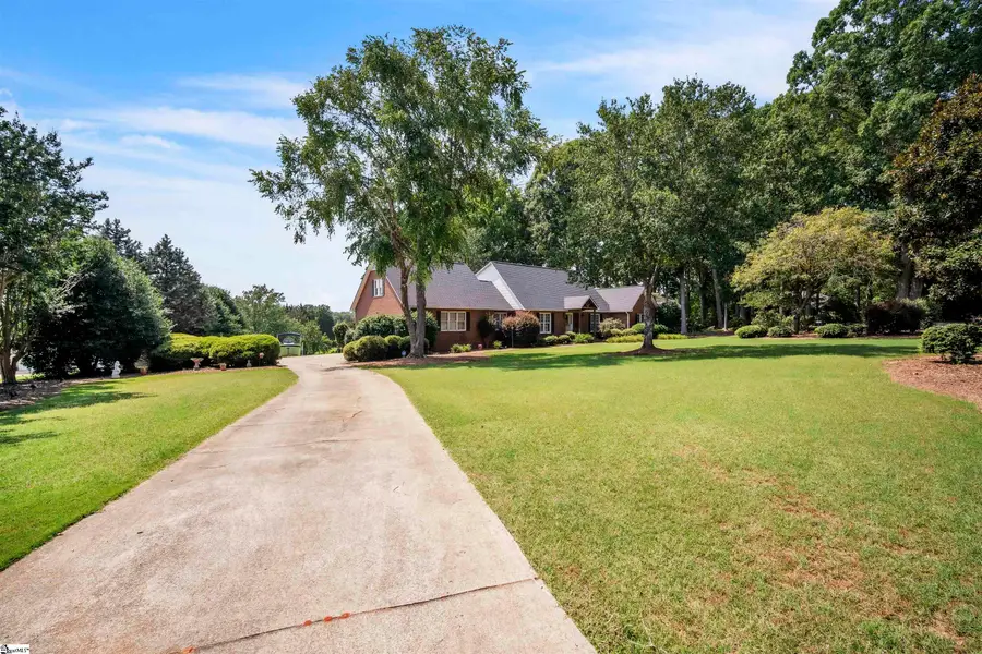 105 Wren Crossing Court, Easley, SC 29642 - Image #3