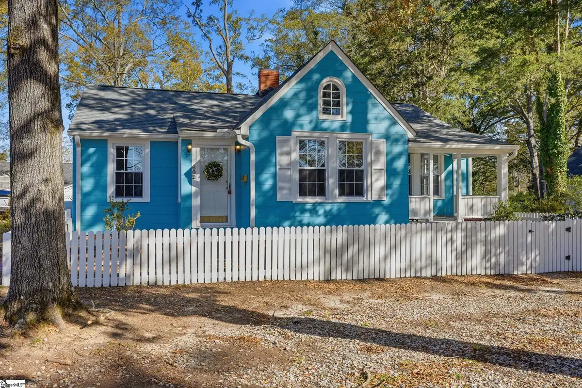 602 W Farley Avenue, Laurens, SC 29360 - Image #1