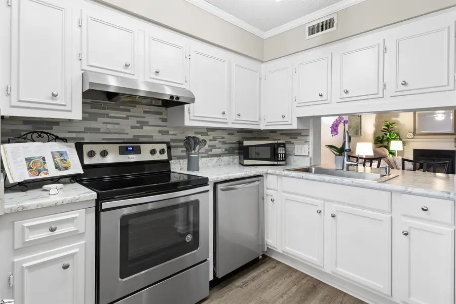 805 Stallings Road #Unit 110, Taylors, SC 29687 - Image #2